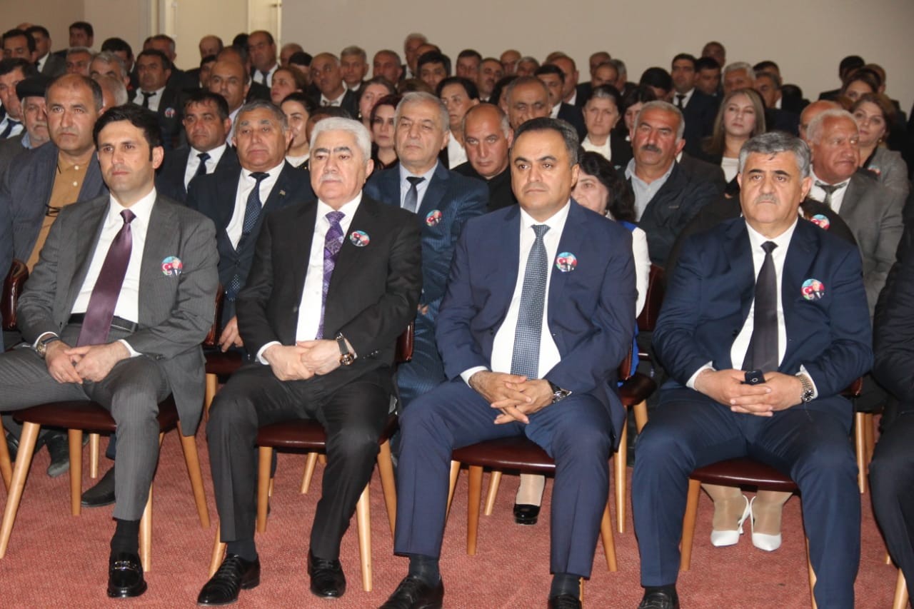 Ağalar Vəliyev  Ümummilli liderin 100 illik yubileyinə həsr olunmuş konfransda iştirak edib - FOTO